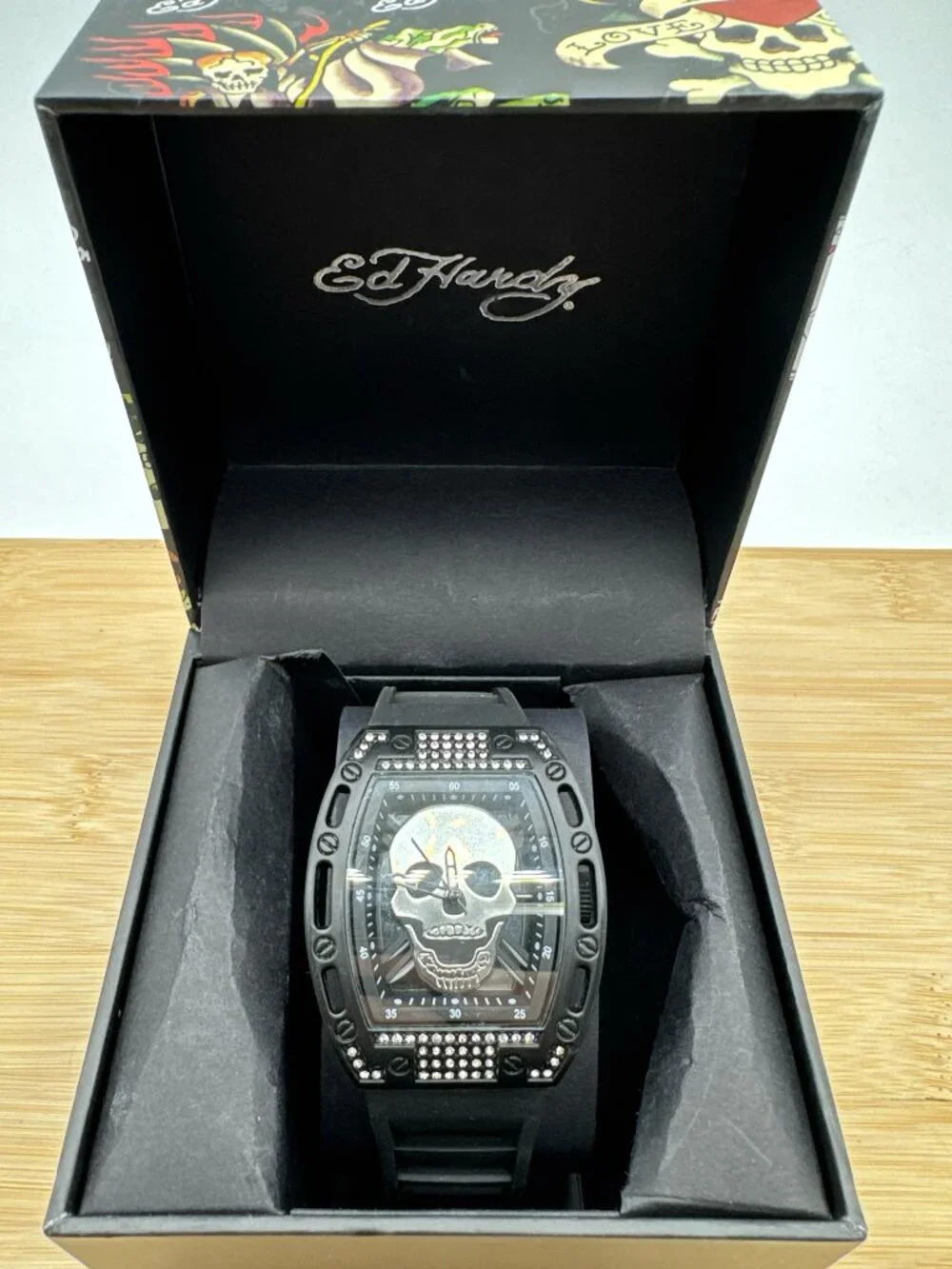 ED HARDY Skull Men's Quartz Movement Analog Watch (3)